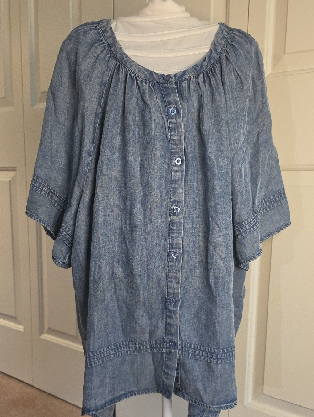 Jane and Delancey Light Blue Chambray Button-Front Blouse